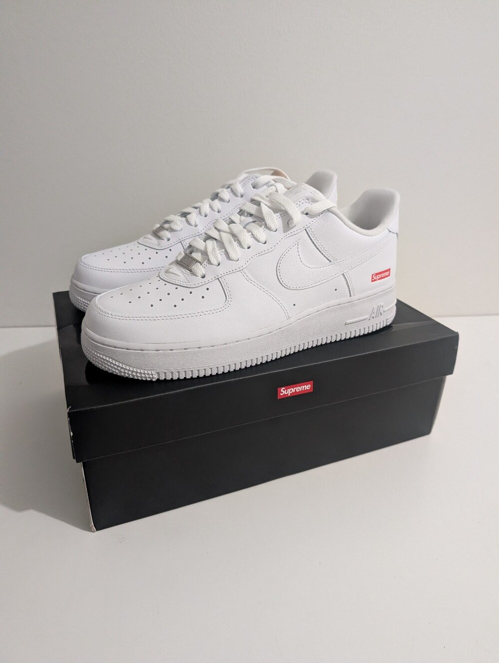 Supreme x Nike Air Force 1 Low 'Box Logo - White' Sneakers Size 9
